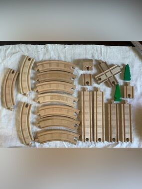 21 pc set Wooden Railway Tracks, Trees, Reversible Road Track & 4way Crossing Pc